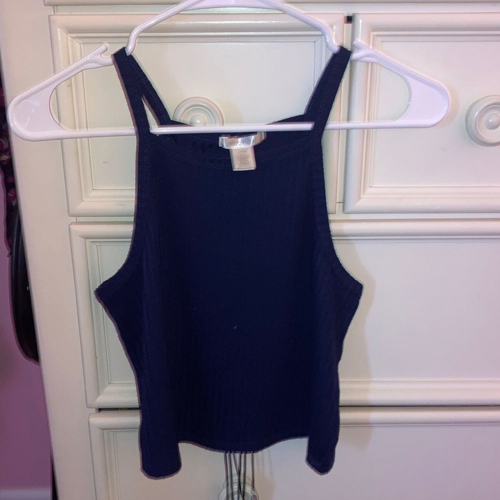 Blue halter crop